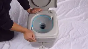 flushing portable toilet