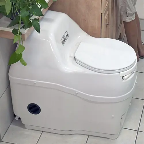 The 10 Best RV Toilets [2021 Best Toilet Reviews & Rankings]