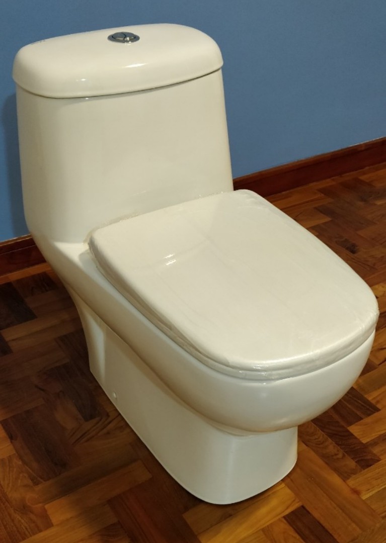 The 10 Best OnePiece Toilets [Top Reviews & Rankings]