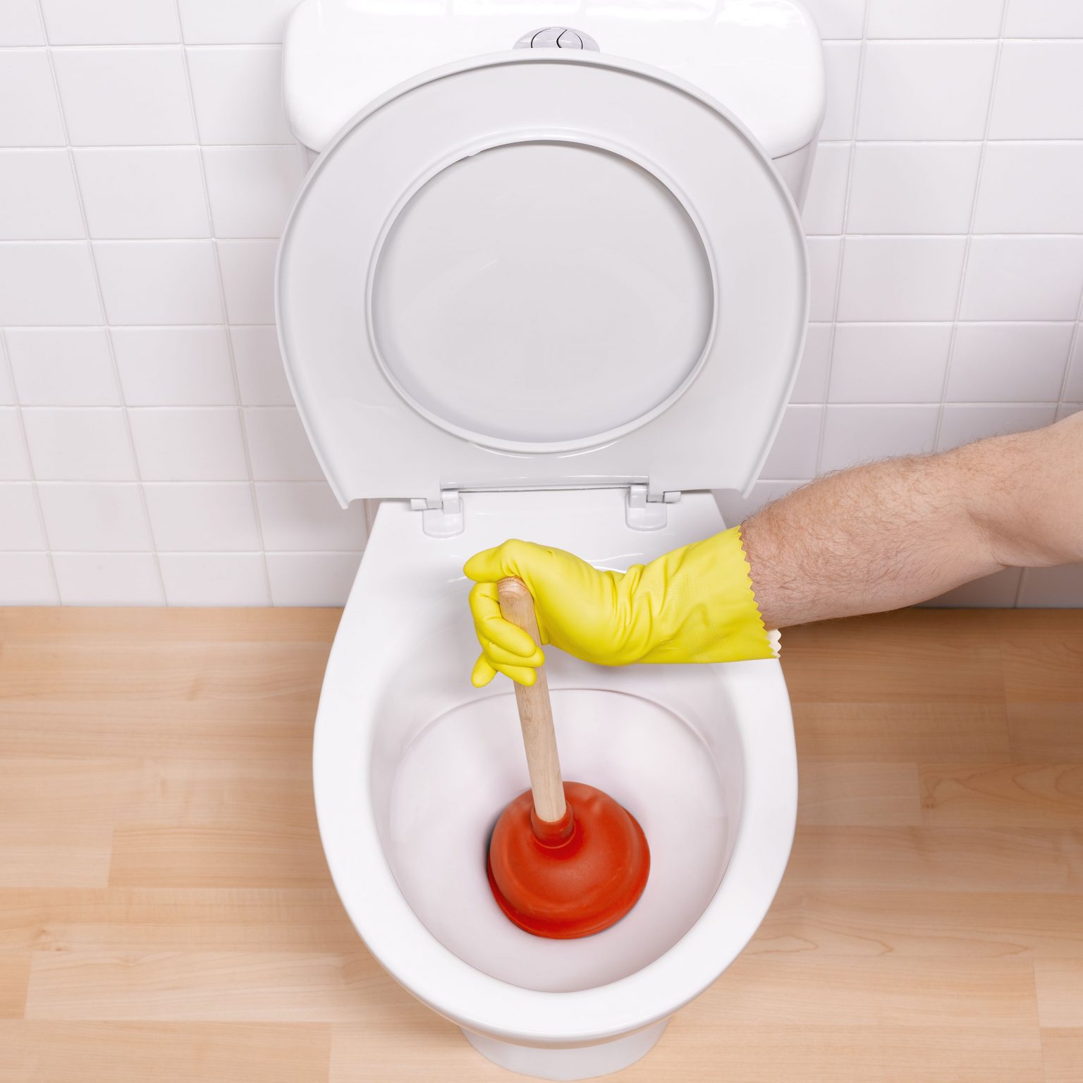 How to Unclog a Toilet 