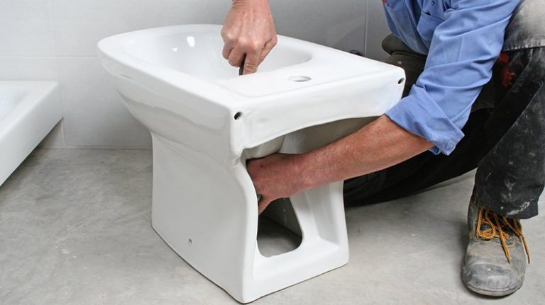 How to install new toilets