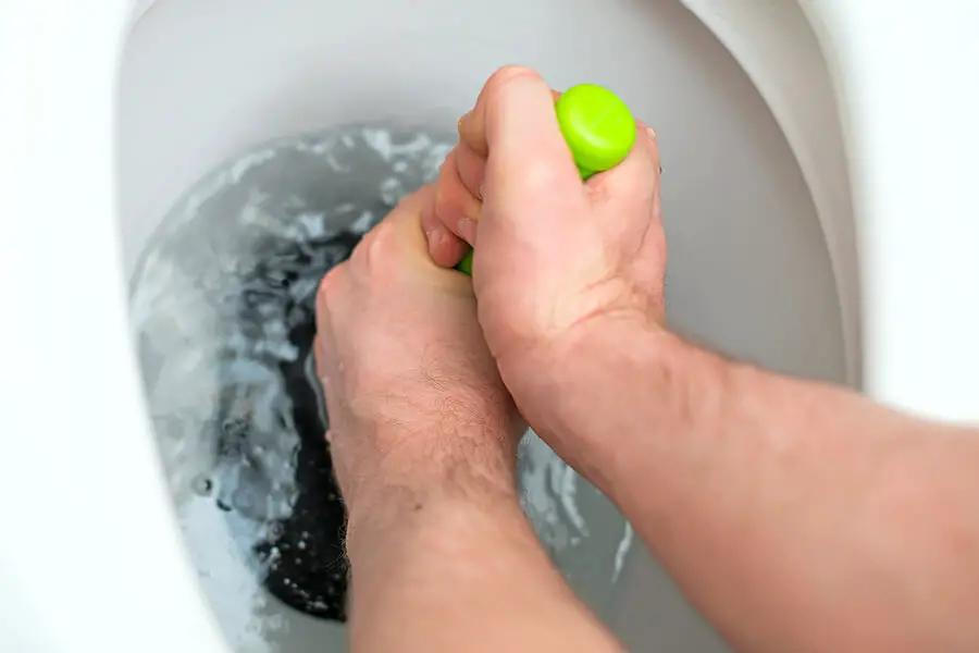 toilet bubbles when flushed